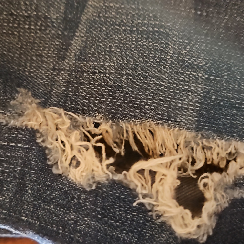 Jeans - Picture 2 of 4